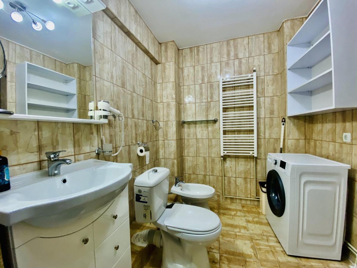 Central & Comfortable Studio Targoviste Exterior photo
