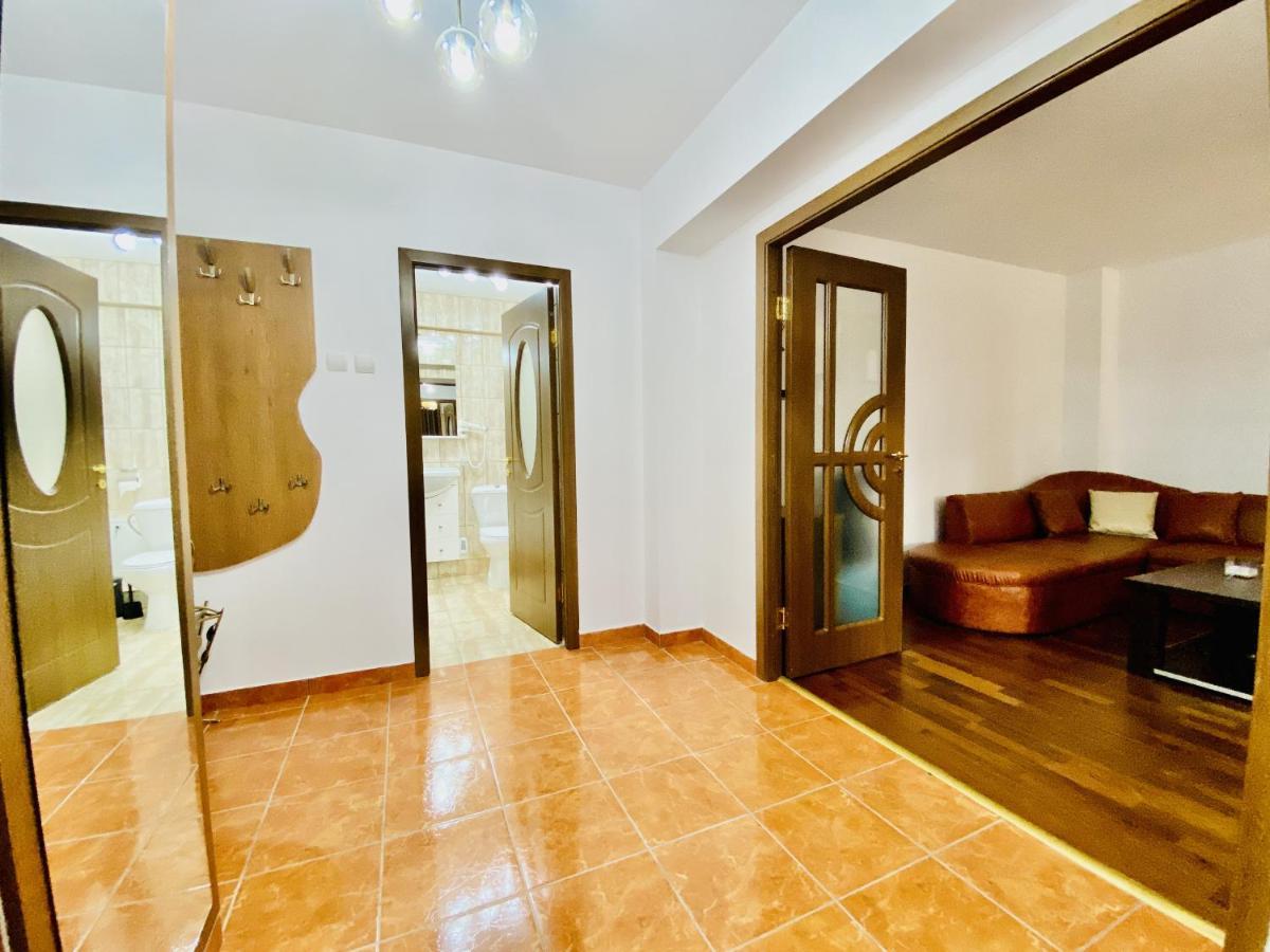 Central & Comfortable Studio Targoviste Exterior photo